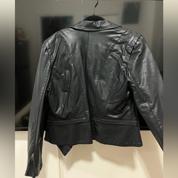 BLANK NYC LEATHER JACKET - Picture 5 of 6